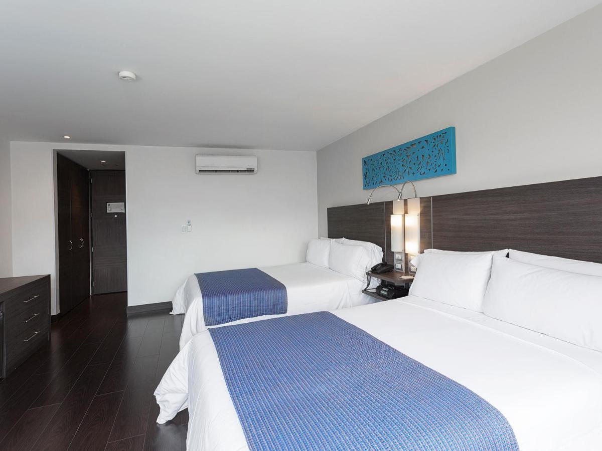 Hotel Bh El Poblado Medellín Buitenkant foto