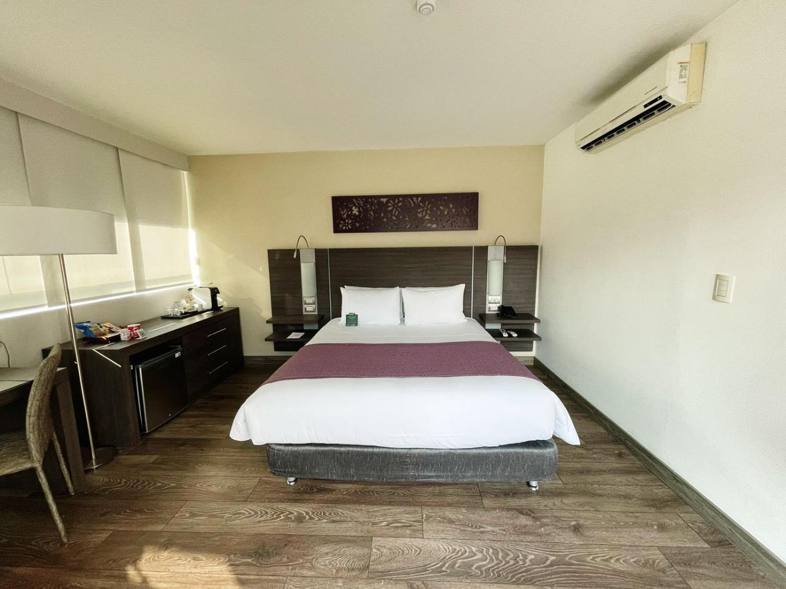 Hotel Bh El Poblado Medellín Buitenkant foto