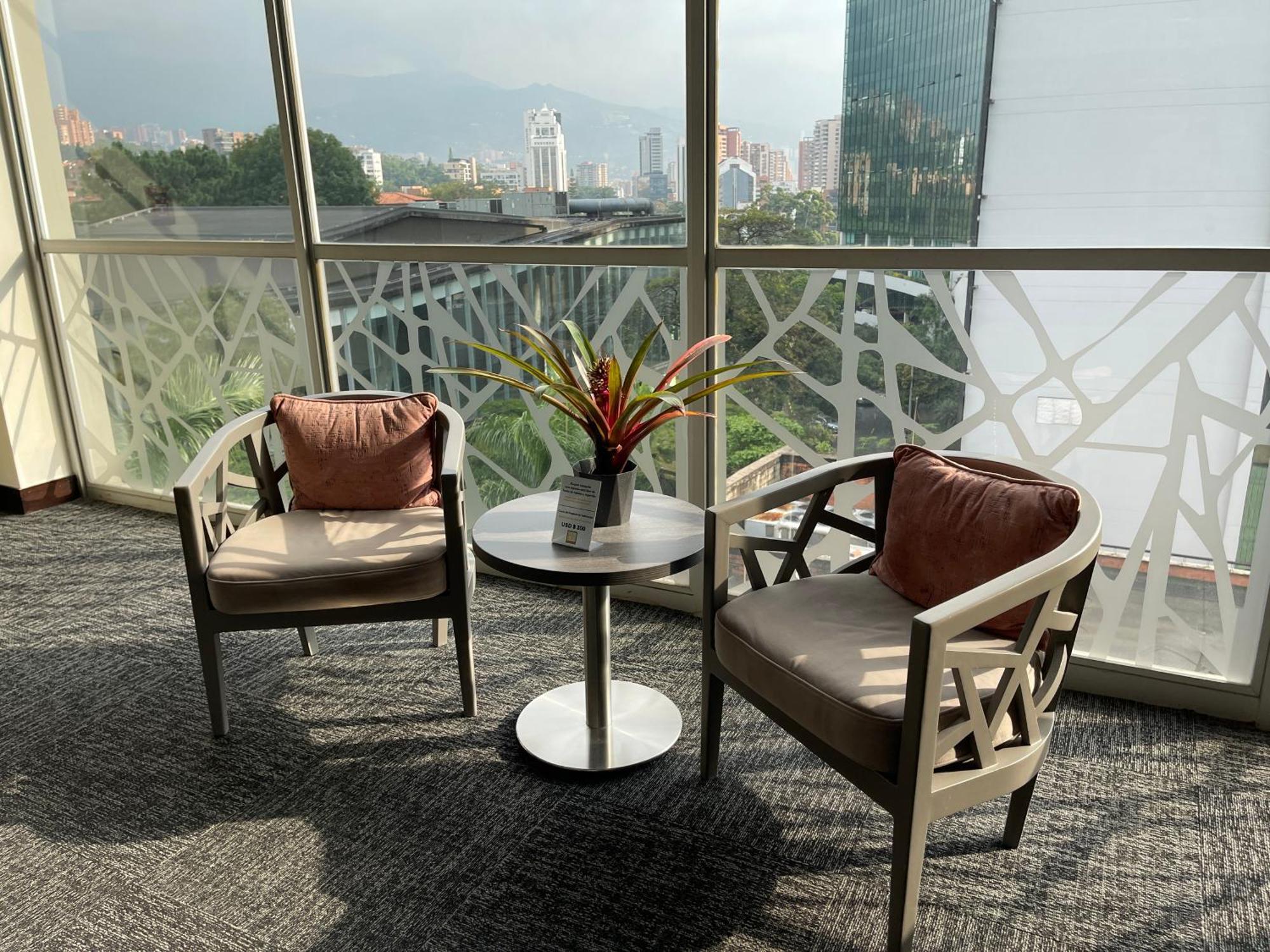 Hotel Bh El Poblado Medellín Buitenkant foto